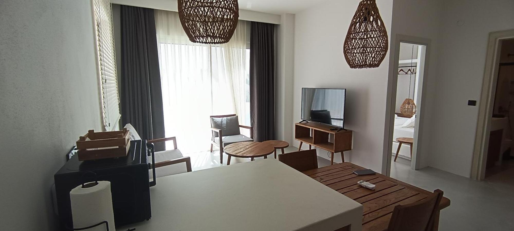 Gizz Suites City Fethiye Bagian luar foto